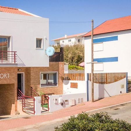 The Port Beach House Praia da Lourinhã Esterno foto
